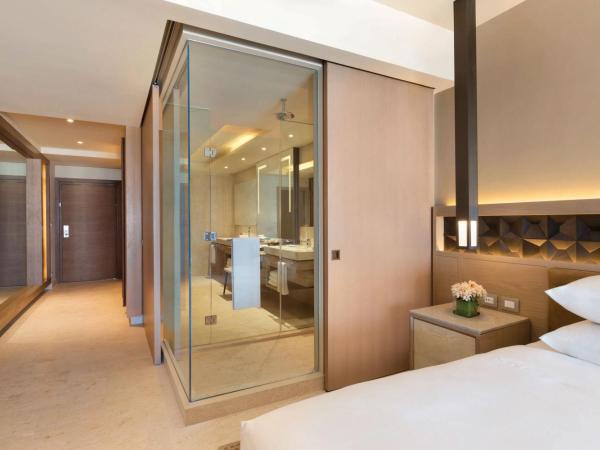 Turquoize at Hyatt Ziva Cancun - Adults Only - All Inclusive : photo 1 de la chambre hébergement principal lit king-size turquoize côté océan