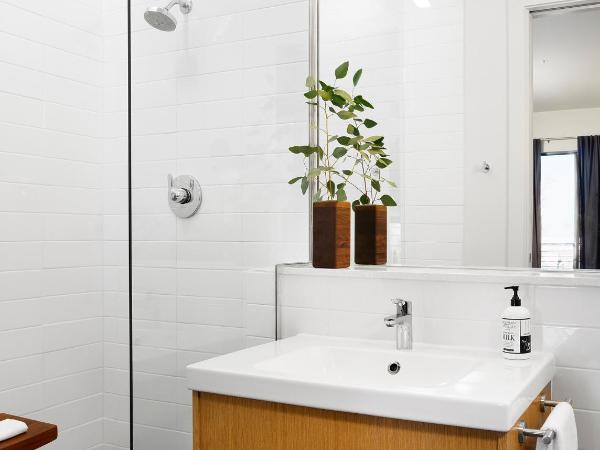 Heywood Hotel : photo 1 de la chambre chambre double deluxe avec balcon