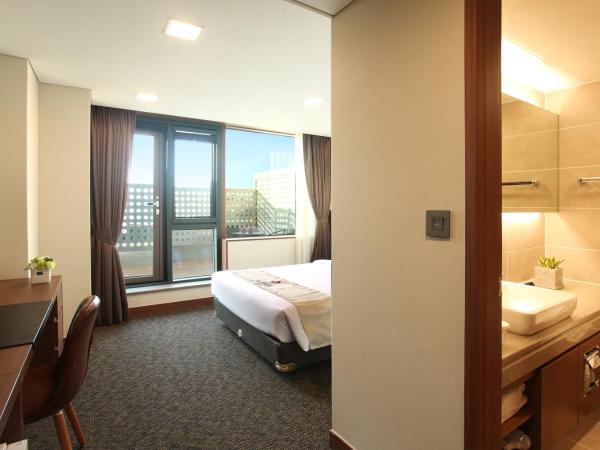 Hotel Skypark Kingstown Dongdaemun : photo 8 de la chambre chambre double avec balcon