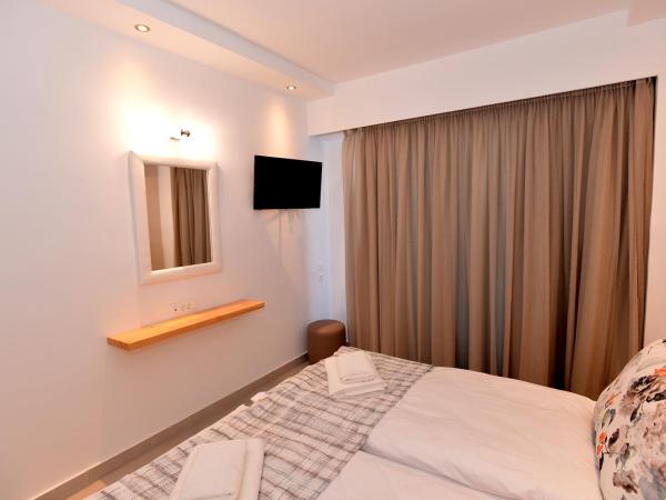 Island Dreams Rooms & Suites : photo 6 de la chambre chambre double ou lits jumeaux standard