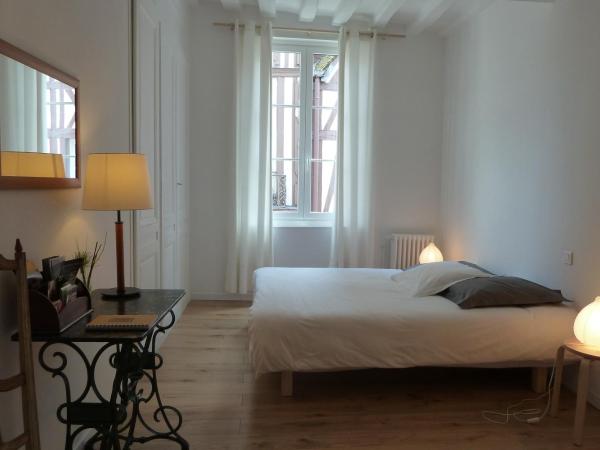 Une Chambre Dans L'atelier De R : photo 1 de la chambre chambre double