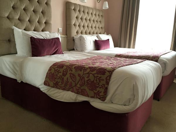 Maples House Hotel : photo 2 de la chambre chambre triple classique