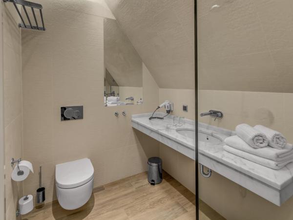 Villa Wierchy : photo 4 de la chambre suite de luxe avec kitchenette et terrasse