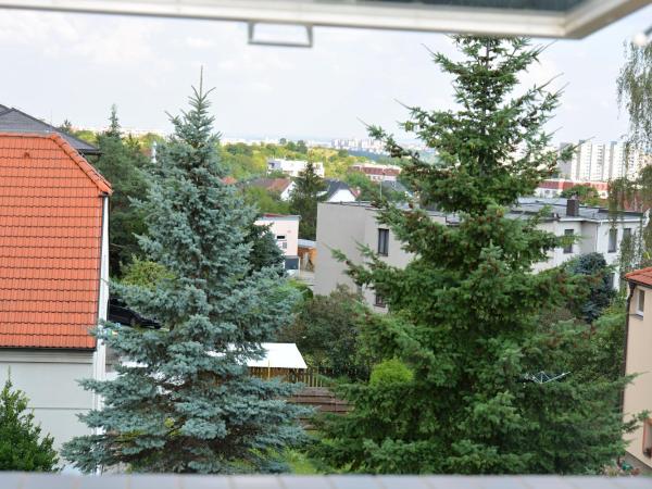 Wellness Vila Bohemia : photo 4 de la chambre chambre double ou lits jumeaux - vue sur jardin