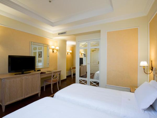 Palazzo Alabardieri : photo 4 de la chambre chambre double ou lits jumeaux supérieure