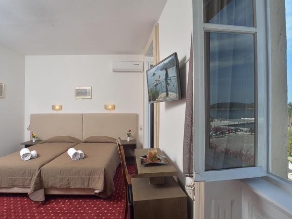 Konstantinoupolis : photo 3 de la chambre chambre lits jumeaux - vue sur port