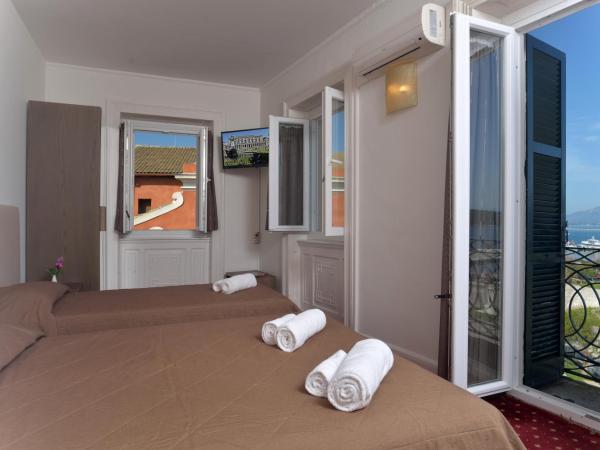 Konstantinoupolis : photo 4 de la chambre chambre triple vue port