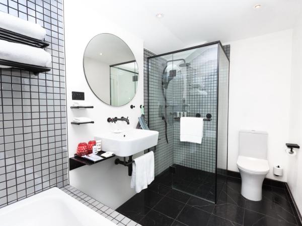 Ovolo Woolloomooloo : photo 6 de la chambre chambre lit king-size supérieure - superoo