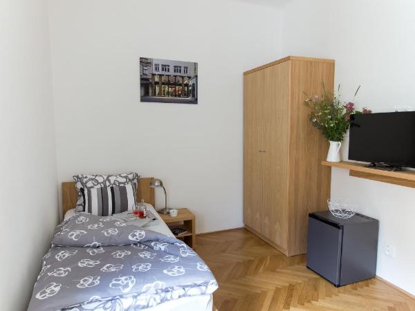 Bed and breakfast Placzek : photo 3 de la chambre chambre simple basique avec salle de bains commune