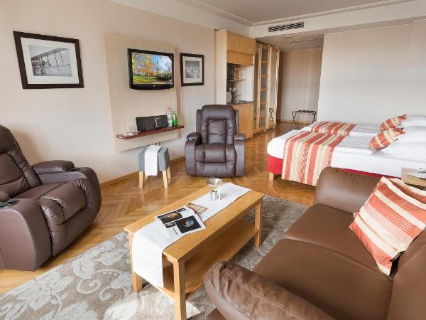 EA Hotel Julis : photo 5 de la chambre suite junior 5 sens – vue sur jardin