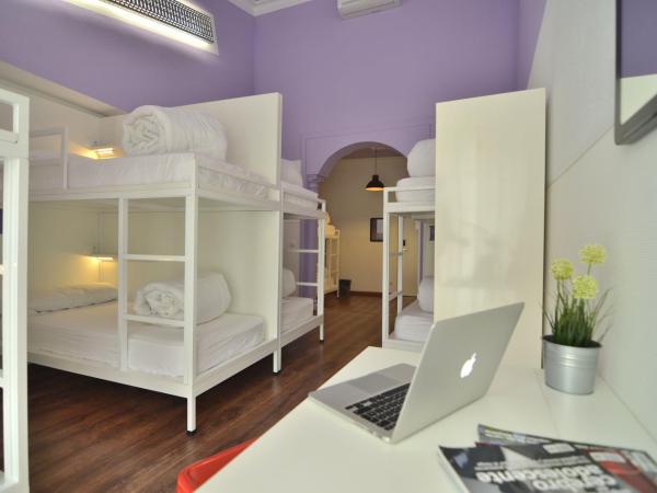 Far Home Atocha : photo 3 de la chambre lit dans dortoir mixte de 12 lits