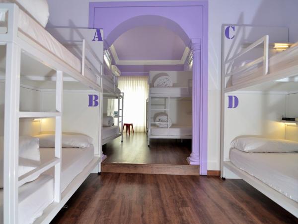 Far Home Atocha : photo 4 de la chambre lit dans dortoir mixte de 12 lits