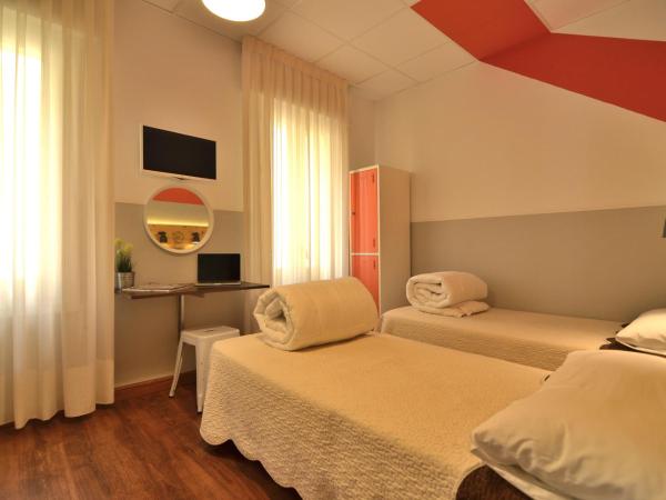 Far Home Atocha : photo 2 de la chambre lit simple dans dortoir féminin de 3 lits