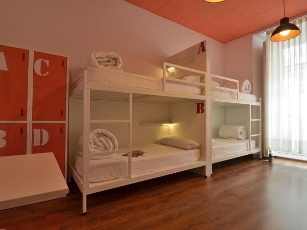 Far Home Atocha : photo 4 de la chambre lit dans dortoir mixte de 6 lits