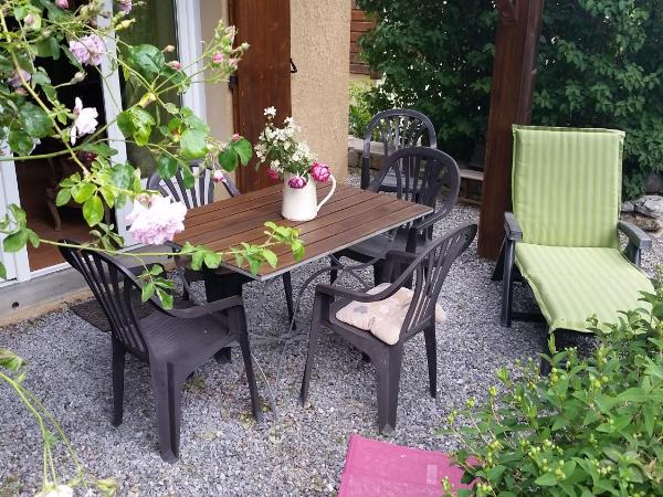 À la Petite Maison : photo 8 de la chambre appartement avec douche