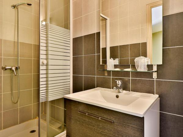 Hôtel La Rotonde : photo 4 de la chambre chambre double ou lits jumeaux confort avec climatisation