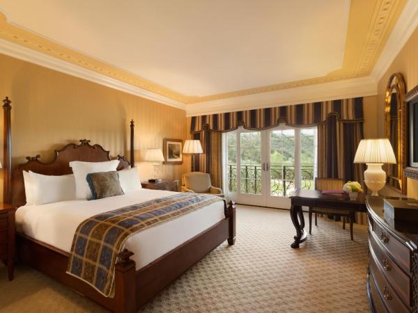 Fairmont Grand Del Mar : photo 7 de la chambre chambre lit king-size fairmont - vue sur complexe