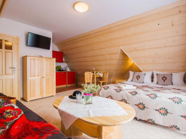 Willa Wrzos : photo 2 de la chambre studio avec balcon (4 adultes)