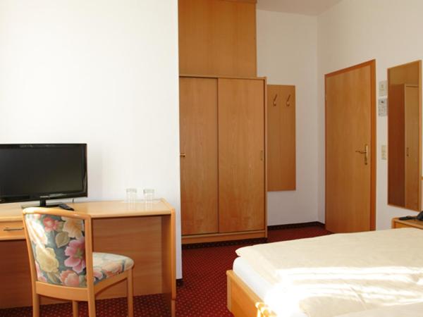 Hotel Pension Kaden : photo 2 de la chambre chambre double