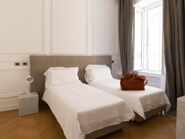 Via Chiodo Luxury Rooms : photo 8 de la chambre chambre deluxe double ou lits jumeaux