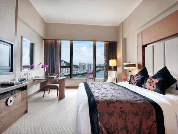 Sofitel Macau At Ponte 16 : photo 1 de la chambre chambre lit king-size de luxe - vue sur rivière