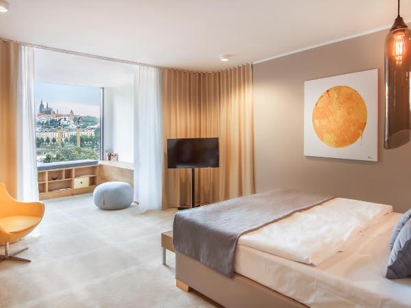 The President : photo 4 de la chambre chambre double ou lits jumeaux de luxe - vue sur château