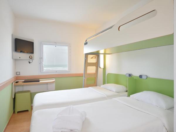 MIA HOTELS Agadir : photo 2 de la chambre chambre triple avec lits jumeaux et lit superposé