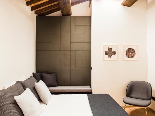 Hotel Milù : photo 10 de la chambre chambre double deluxe avec balcon
