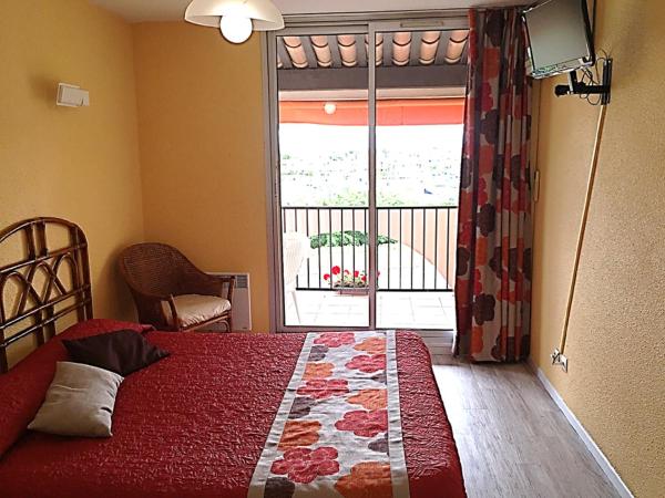 Hotel Alhambra : photo 6 de la chambre chambre avec terrasse et climatisation - vue sur port