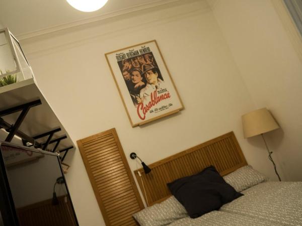 Ritz & Freud Guest House : photo 5 de la chambre chambre triple avec salle de bains privative