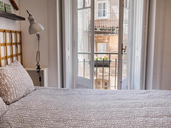 Ritz & Freud Guest House : photo 6 de la chambre chambre double avec salle de bains privative