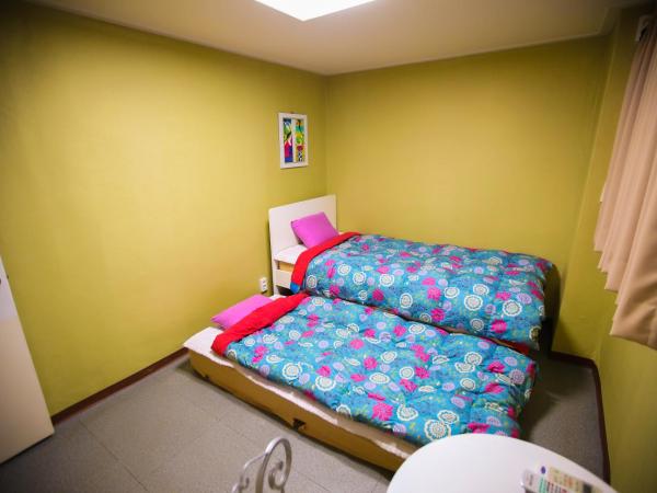 Korstay Guesthouse Seoul Station : photo 3 de la chambre chambre lits jumeaux