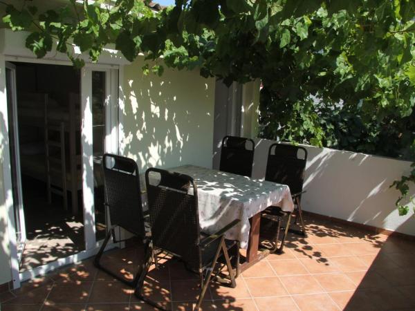 Novalja Inn 2 : photo 8 de la chambre chambre quadruple supérieure 