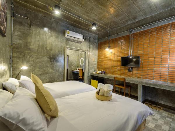 The Wishes Hotel at Chiangmai : photo 2 de la chambre chambre lits jumeaux deluxe