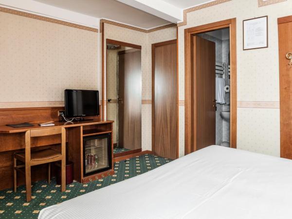 Hotel Des Etrangers : photo 4 de la chambre petite chambre double