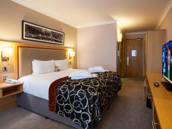 Clayton Hotel Cardiff Lane : photo 2 de la chambre chambre lit king-size exécutive