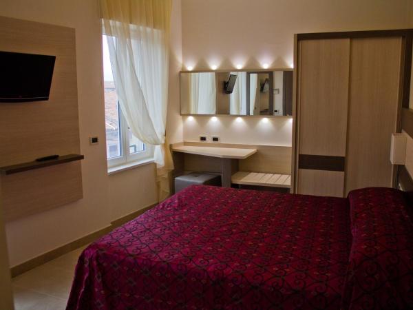 Hotel Siena : photo 6 de la chambre chambre double ou lits jumeaux