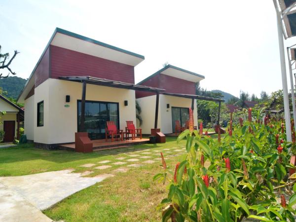 Golden Bay Cottage - SHA Extra Plus : photo 6 de la chambre bungalow de luxe avec vue sur la piscine