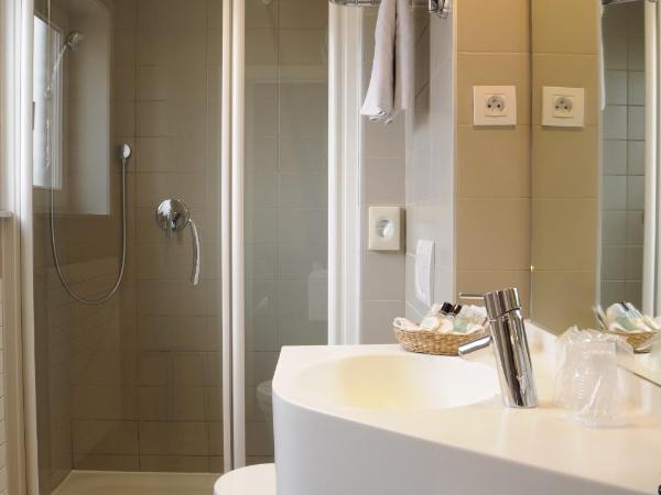 Hotel Albert I : photo 9 de la chambre chambre double standard