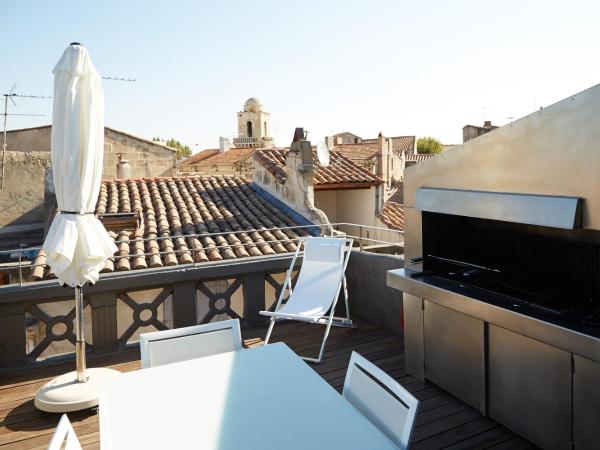 La Résidence Arles Centre : photo 2 de la chambre appartement avec terrasse - 3ème Étage 