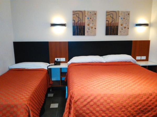 Hotel A&B Internacional : photo 8 de la chambre chambre triple
