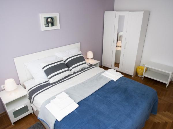 Paw Rooms : photo 5 de la chambre chambre double avec salle de bains commune