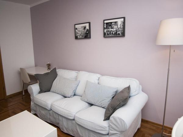 Paw Rooms : photo 10 de la chambre chambre double avec salle de bains commune