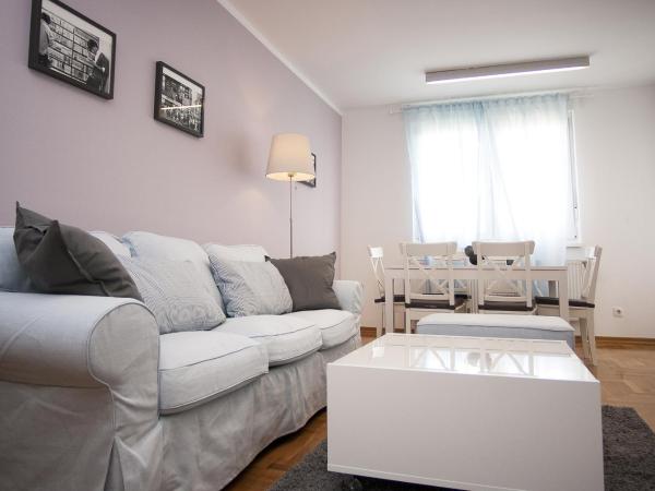 Paw Rooms : photo 9 de la chambre chambre double avec salle de bains commune