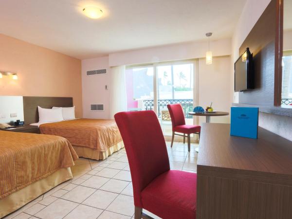 Crown Paradise Club All Inclusive : photo 1 de la chambre chambre double standard - vue sur jardin