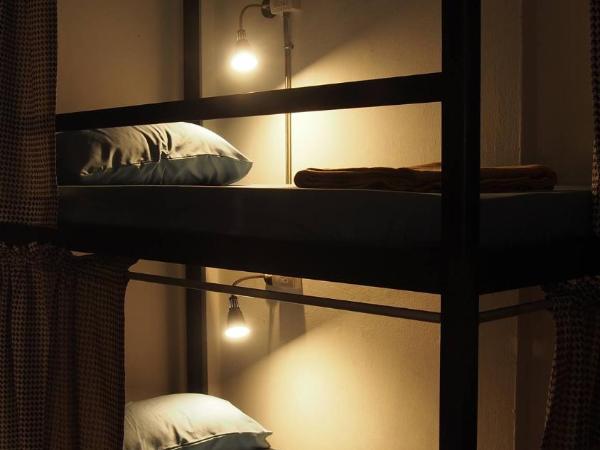 Dhub Hostel Donmueng : photo 8 de la chambre lit superposé dans dortoir mixte