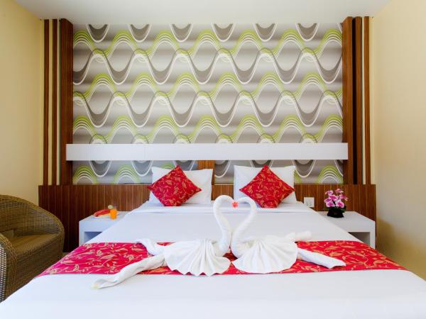 Phi Phi Maiyada Resort- SHA Certified : photo 6 de la chambre chambre double deluxe avec accès piscine