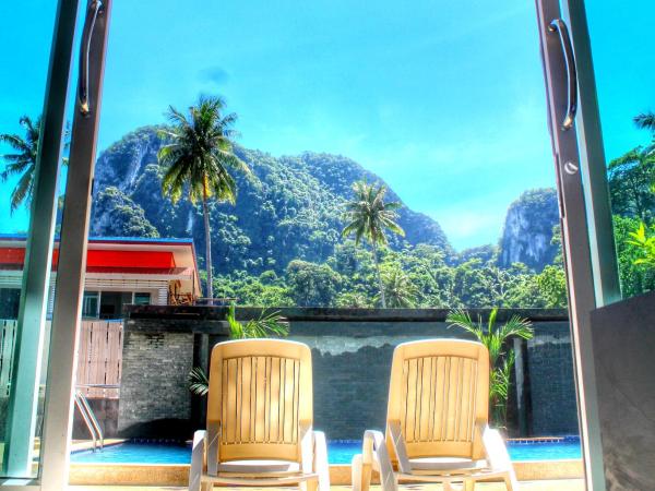 Phi Phi Maiyada Resort- SHA Certified : photo 5 de la chambre chambre double deluxe avec accès piscine