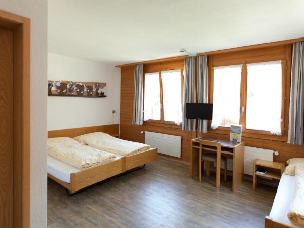 Hotel Edelweiss : photo 2 de la chambre chambre triple