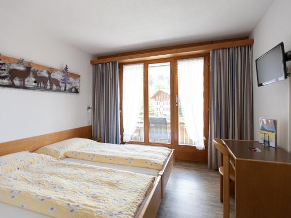 Hotel Edelweiss : photo 6 de la chambre chambre double avec balcon